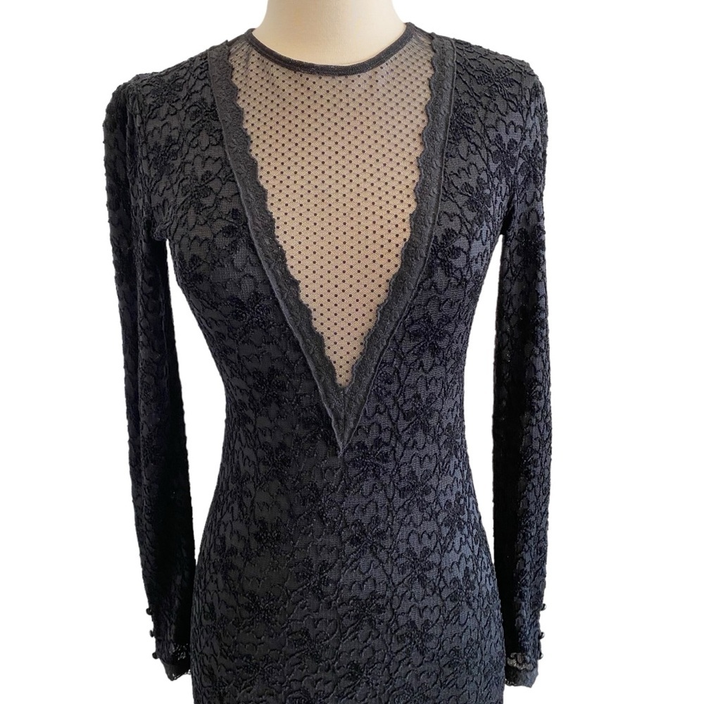 Kimchi Blue Deep V Lace Bodycon Long Sleeve Mini Dress - Picture 3 of 12